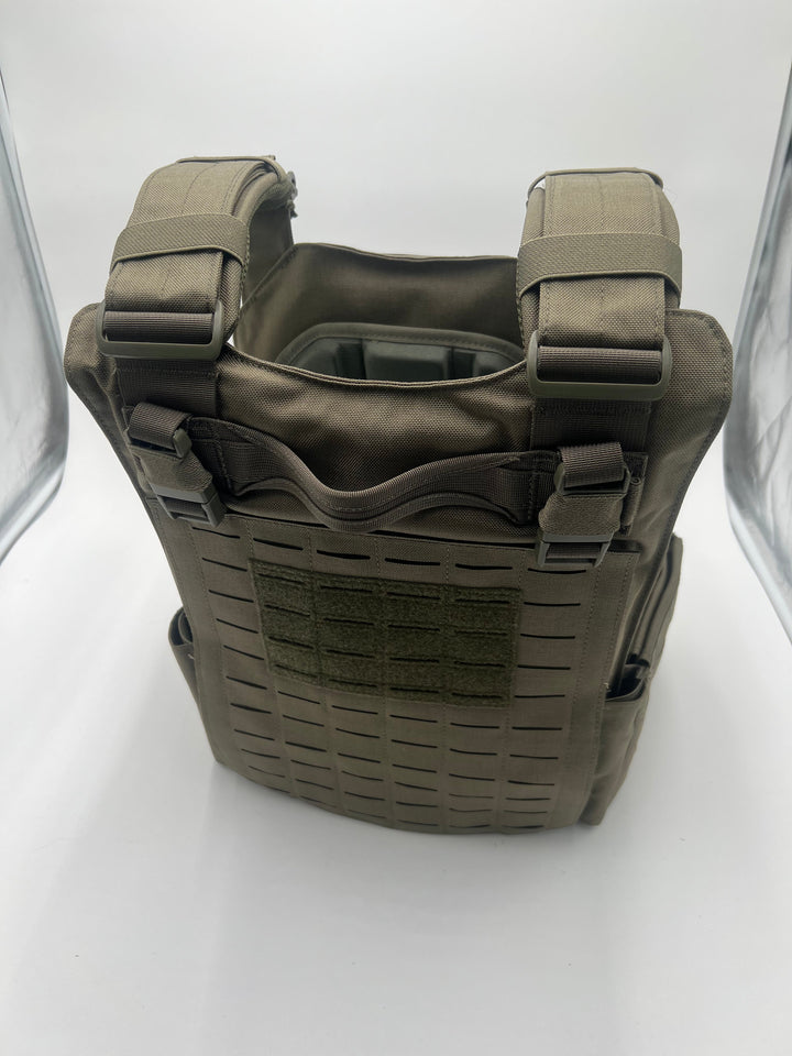 Redemption Tactical "CRUSADER 2.0 XL€� Plate Carrier Vest with Side Cummerbund